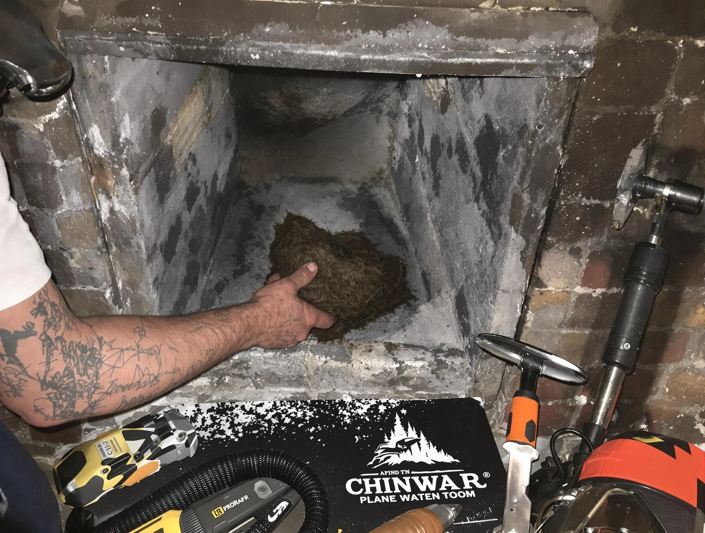 Los Lunas Chimney Sweep safely removing debris and screening chimney in Los Lunas, NM